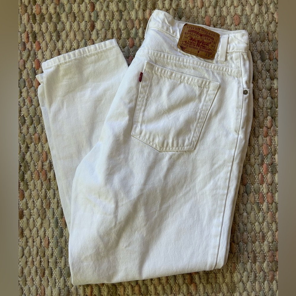Levi’s White 550 Jeans